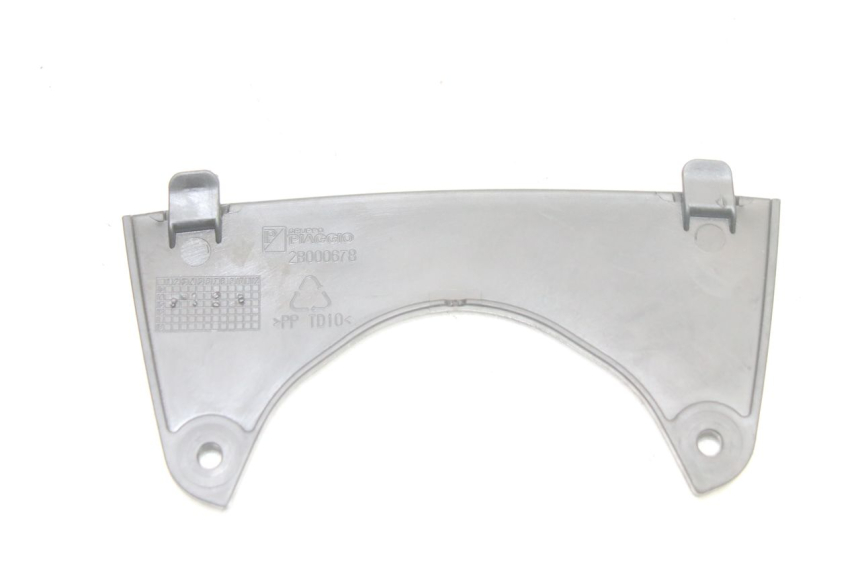 photo de JONCTION CARENAGE AVANT SUP PIAGGIO MP3 500 (2014 - 2016)