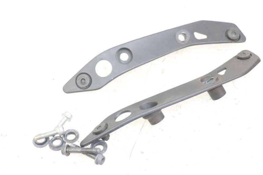 photo de JONCTION CARENAGE AVANT SUP YAMAHA XMAX X-MAX ABS 125 (2017 - 2020)