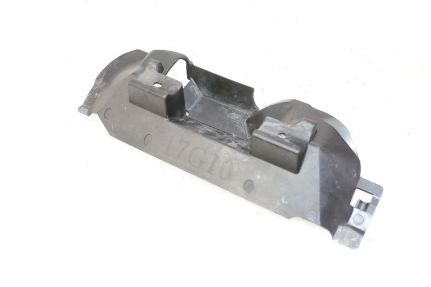 photo de JONCTION CARENAGE AVANT SUZUKI SV S 650 (2003 - 2009)