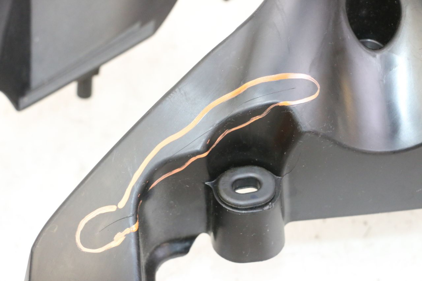 photo de JONCTION CARENAGE AVANT YAMAHA XMAX X-MAX 125 (2021 - 2025)