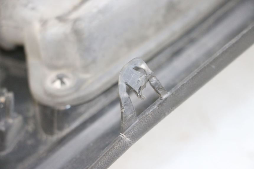 photo de JONCTION MARCHE PIED DROIT SUZUKI BURGMAN 650 (2013 - 2020)