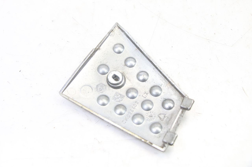 photo de JONCTION MARCHE PIED DROIT PIAGGIO X8 125 (2004 - 2007)