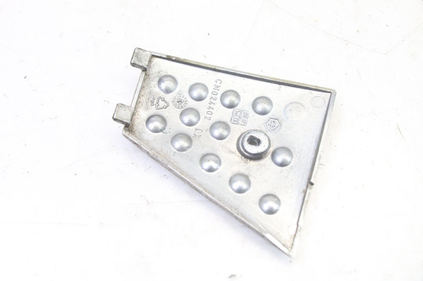 photo de JONCTION MARCHE PIED DROIT PIAGGIO X8 125 (2004 - 2007)