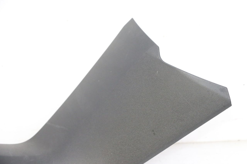 photo de JONCTION MARCHE PIED DROIT YAMAHA XMAX X-MAX 125 (2021 - 2025)