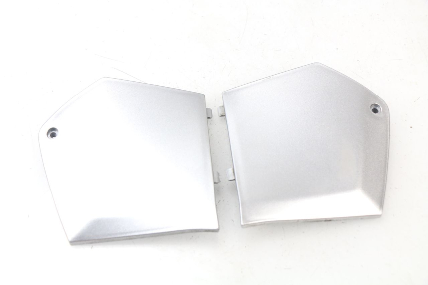 photo de JONCTION MARCHE PIED PIAGGIO MP3 LT 300 (2010 - 2016)