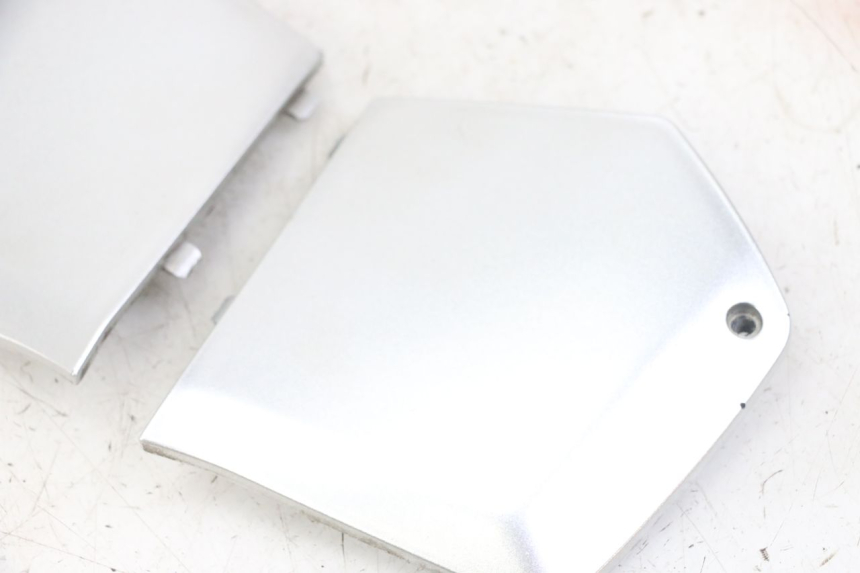 photo de JONCTION MARCHE PIED PIAGGIO MP3 LT 300 (2010 - 2016)