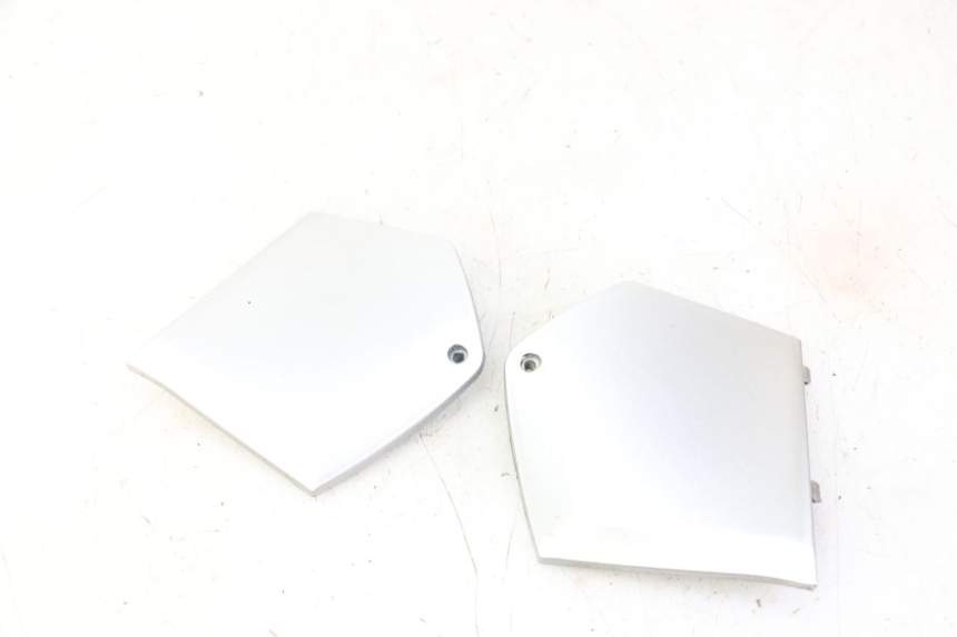 photo de JONCTION MARCHE PIED PIAGGIO MP3 LT 300 (2010 - 2016)