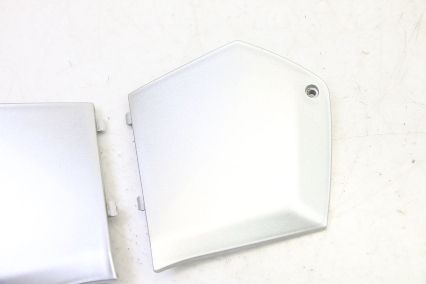 photo de JONCTION MARCHE PIED PIAGGIO MP3 RL 250 (2007 - 2010)