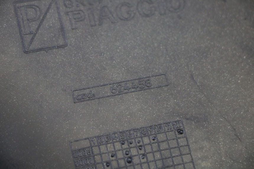 photo de JONCTION MARCHE PIED PIAGGIO MP3 125 (2006 - 2014)