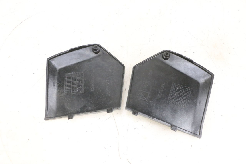 photo de JONCTION MARCHE PIED PIAGGIO MP3 RL 250 (2007 - 2010) - Gros plan technique