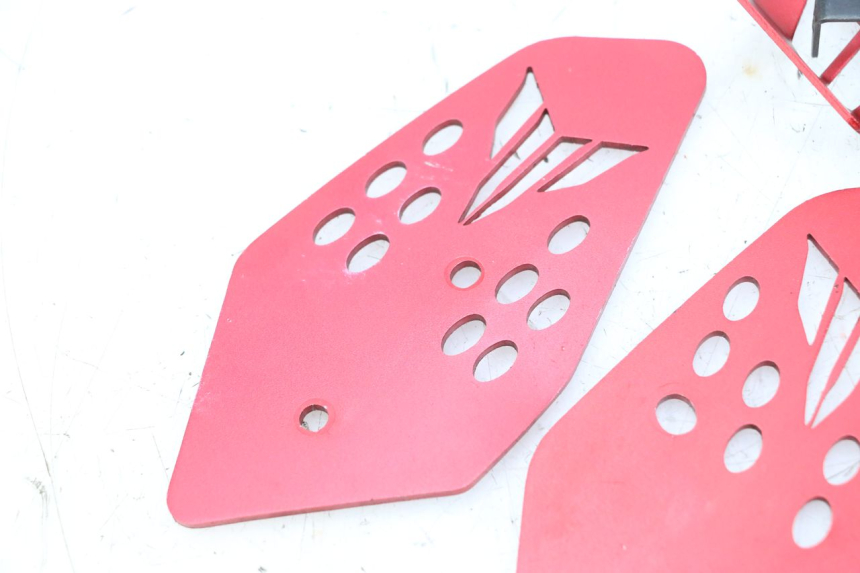 photo de JONCTION MARCHE PIED YAMAHA MT-07 MT07 ABS 700 (2018 - 2020) - Zoom état d’usage