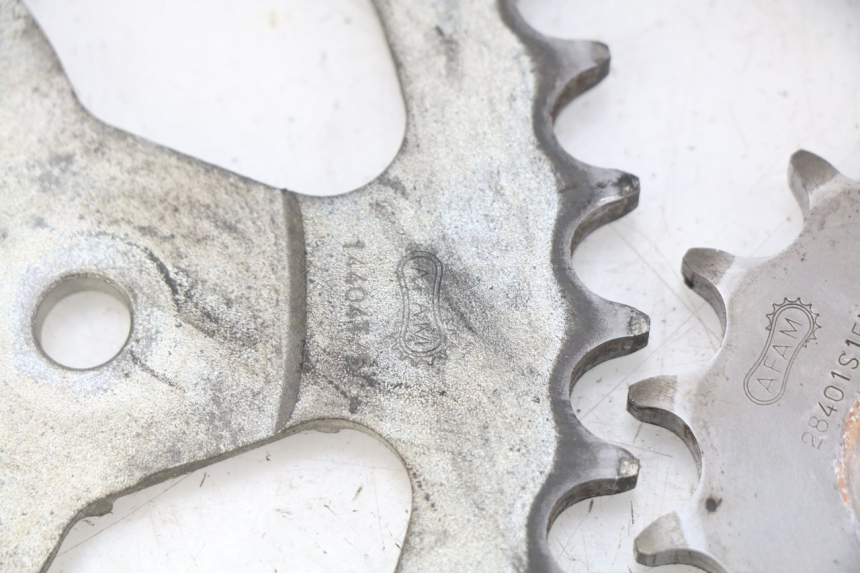 photo de KIT CHAINE SUZUKI SV N 650 (1999 - 2002)