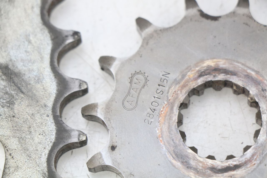 photo de KIT CHAINE SUZUKI SV N 650 (1999 - 2002)