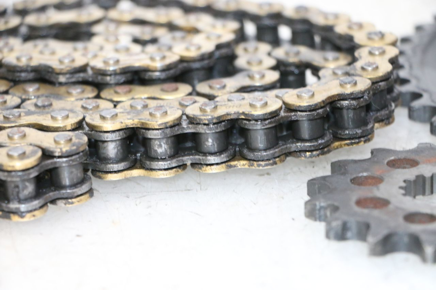 photo de KIT CHAINE SUZUKI SV S 650 (2003 - 2009)