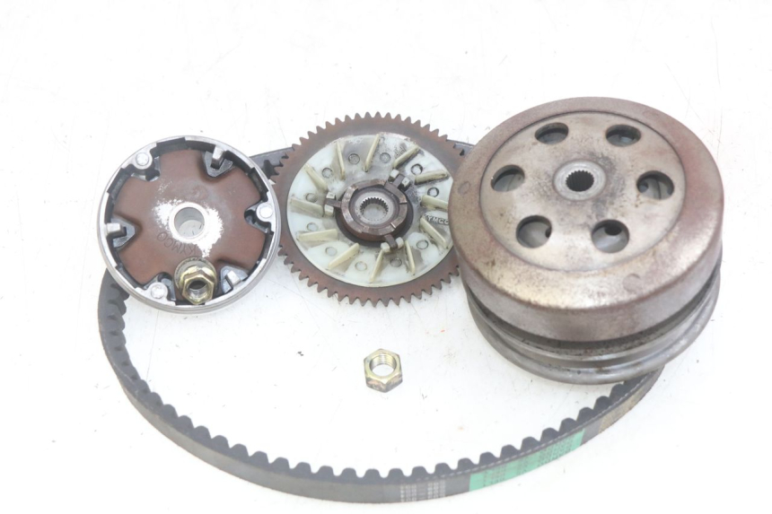 photo de KIT EMBRAYAGE VARIATEUR KYMCO AGILITY 4T 50 (2005 - 2018)