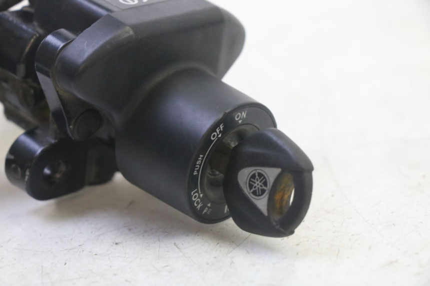 photo de KIT SERRURE CLE CDI NEIMAN YAMAHA FZ6 N FAZER 600 (2004 - 2006)