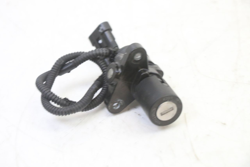 photo de KIT SERRURE CLE CDI NEIMAN BMW G310 R 310 (2016 - 2020)