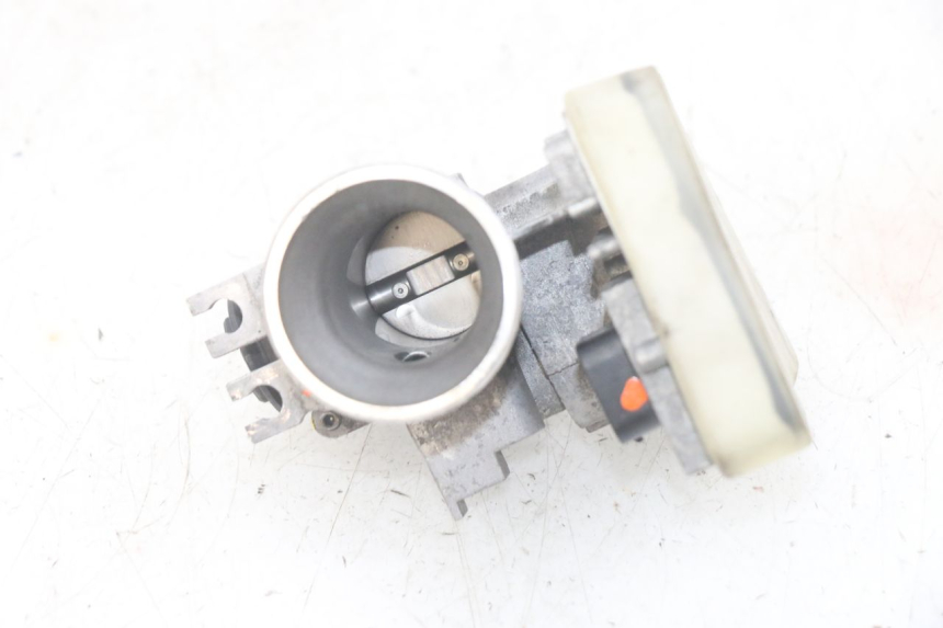 photo de KIT SERRURE CLE CDI NEIMAN PIAGGIO MP3 HPE 300 (2019 - 2026) - Pièce contrôlée