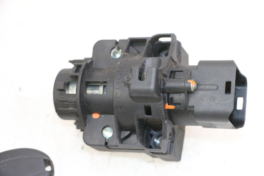 photo de KIT SERRURE CLE CDI NEIMAN PIAGGIO MP3 500 (2014 - 2016)