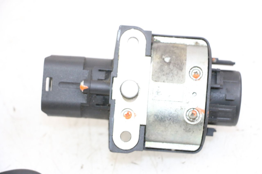 photo de KIT SERRURE CLE CDI NEIMAN PIAGGIO MP3 500 (2014 - 2016)