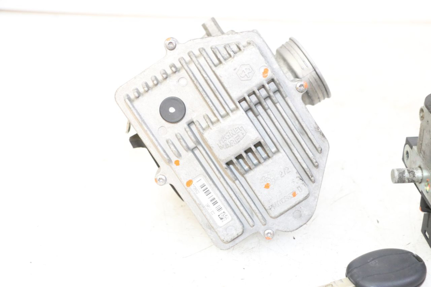 photo de KIT SERRURE CLE CDI NEIMAN PIAGGIO MP3 500 (2014 - 2016)