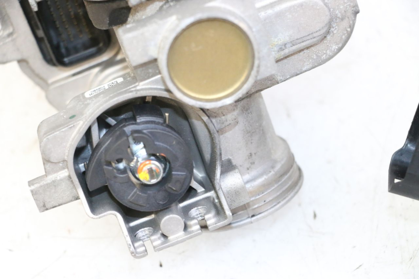 photo de KIT SERRURE CLE CDI NEIMAN PIAGGIO MP3 500 (2014 - 2016)