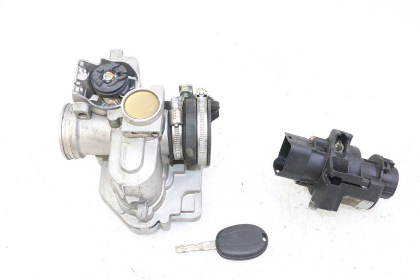 photo de KIT SERRURE CLE CDI NEIMAN PIAGGIO MP3 500 (2014 - 2016)