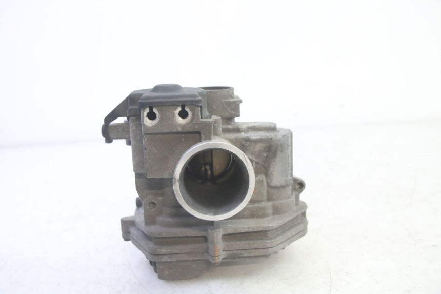 photo de KIT SERRURE CLE CDI NEIMAN PIAGGIO MP3 500 (2016 - 2018) - Zoom composants