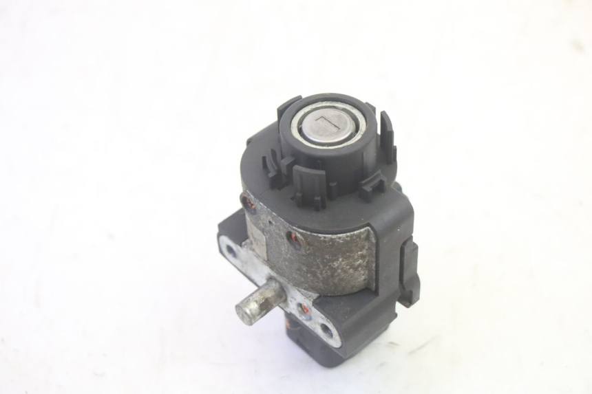 photo de KIT SERRURE CLE CDI NEIMAN PIAGGIO MP3 RL 250 (2007 - 2010) - Vue produit