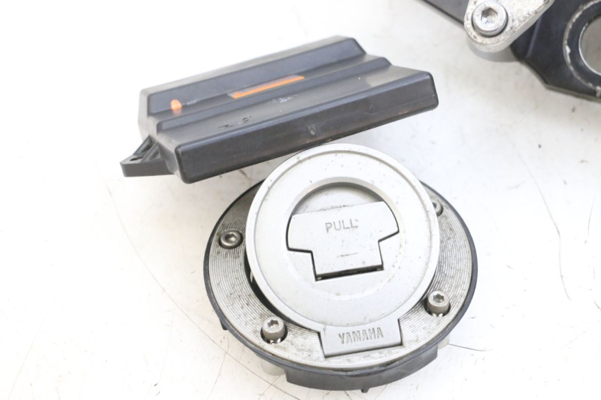 photo de KIT SERRURE CLE CDI NEIMAN YAMAHA TDM ABS 900 (2002 - 2014)