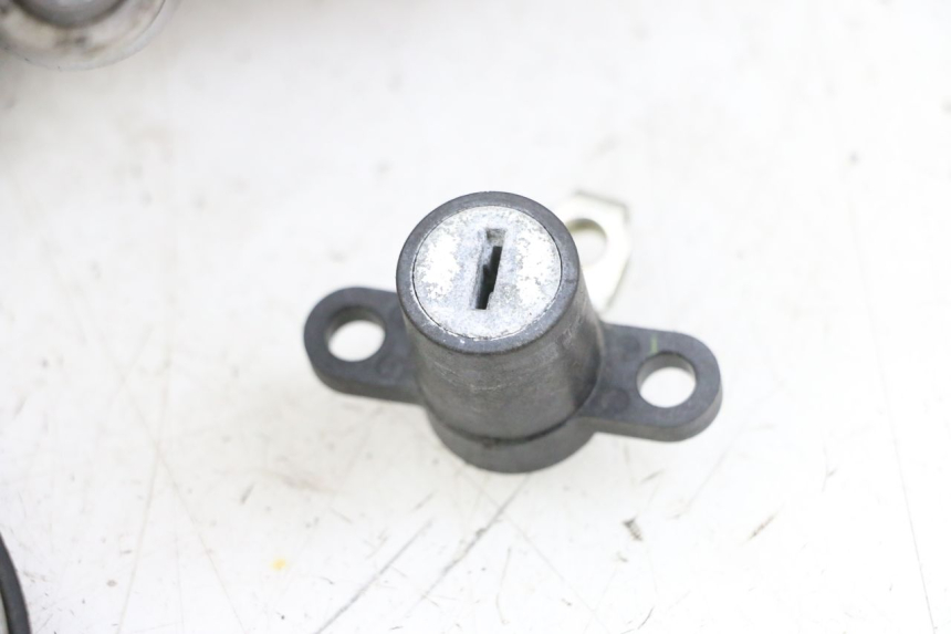 photo de KIT SERRURE CLE CDI NEIMAN YAMAHA TDM ABS 900 (2002 - 2014)