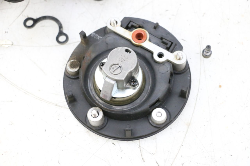 photo de KIT SERRURE CLE CDI NEIMAN YAMAHA TDM ABS 900 (2002 - 2014) - Zoom composants