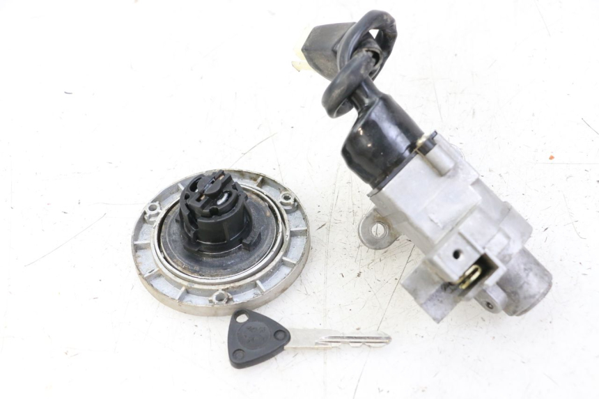 photo de KIT SERRURE CLE NEIMAN PEUGEOT SPEEDFIGHT 3 LC 2T 50 (2009 - 2015)