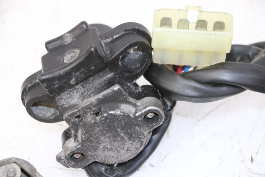 photo de KIT SERRURE CLE NEIMAN TRIUMPH SPRINT 900 (1995 - 1998)