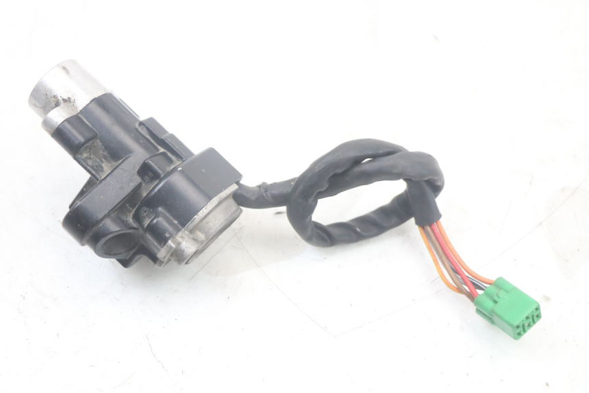 photo de KIT SERRURE CLE NEIMAN SUZUKI SV N 650 (1999 - 2002)