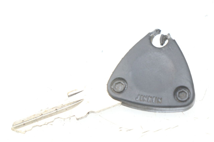 photo de KIT SERRURE CLE NEIMAN YAMAHA YP MAJESTY 125 (1998 - 2001) - Vue d’ensemble