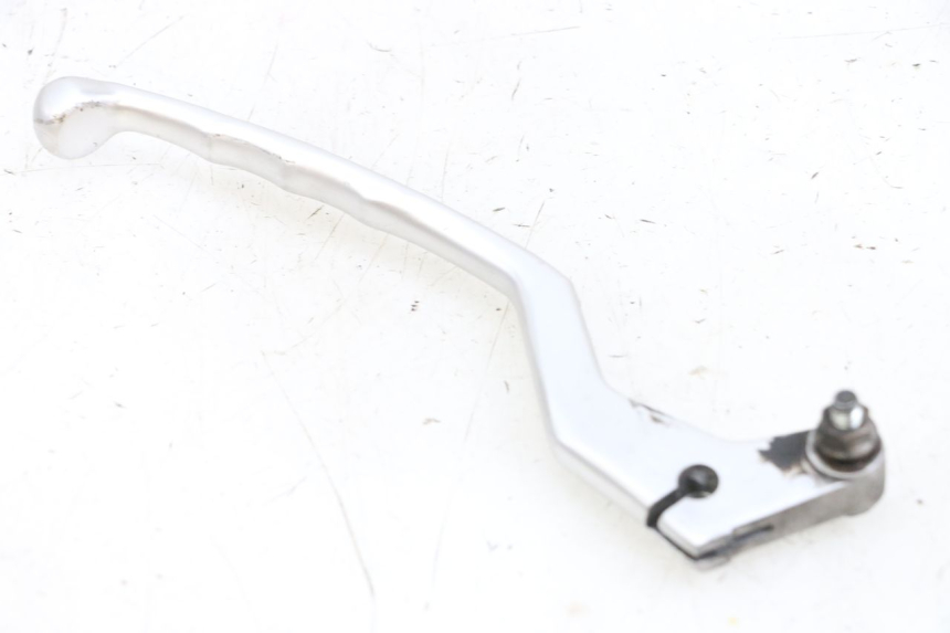 photo de LEVIER EMBRAYAGE KYMCO ZING 125 (1997 - 2003) - Gros plan technique