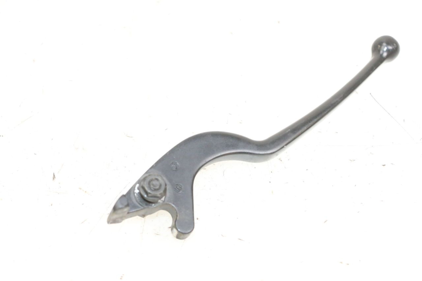 photo de LEVIER FREIN GAUCHE YAMAHA XMAX X-MAX 125 (2006 - 2009) - Gros plan technique