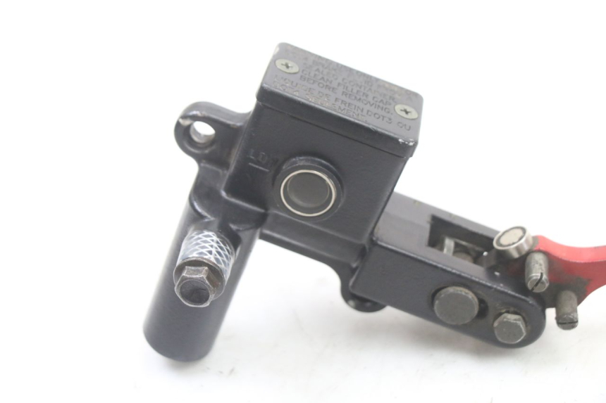 photo de LEVIER FREIN PARKING LIGIER PULSE 3 1 (2014 - 2020) - Zoom état d’usage