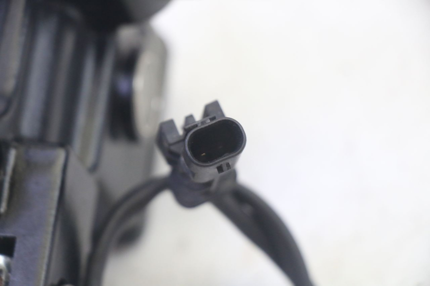 photo de LEVIER FREIN PARKING LIGIER PULSE 3 1 (2014 - 2020) - État de surface