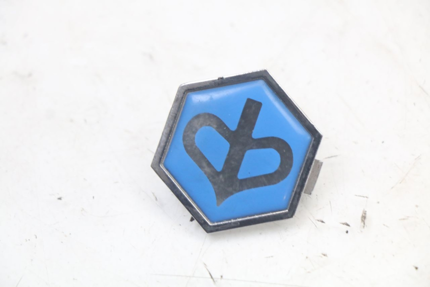 photo de LOGO MARQUE PIAGGIO BEVERLY 125 (1998 - 2005)