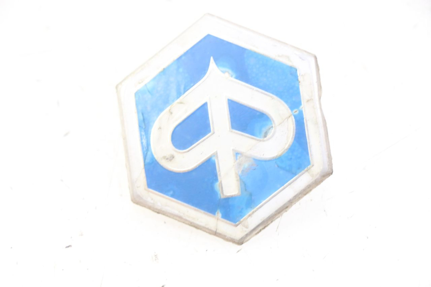 photo de LOGO MARQUE PIAGGIO X8 125 (2004 - 2007)
