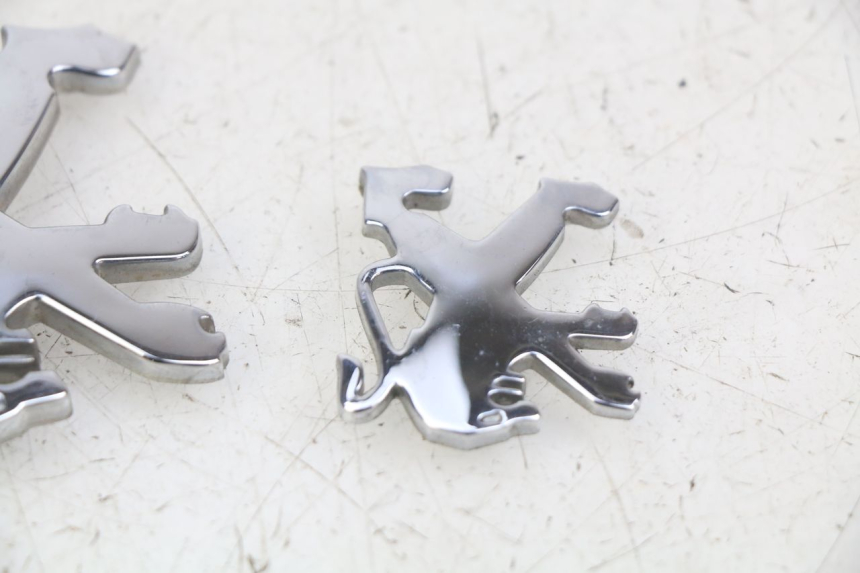 photo de LOGO MARQUE PEUGEOT SATELIS 125 (2006 - 2009)