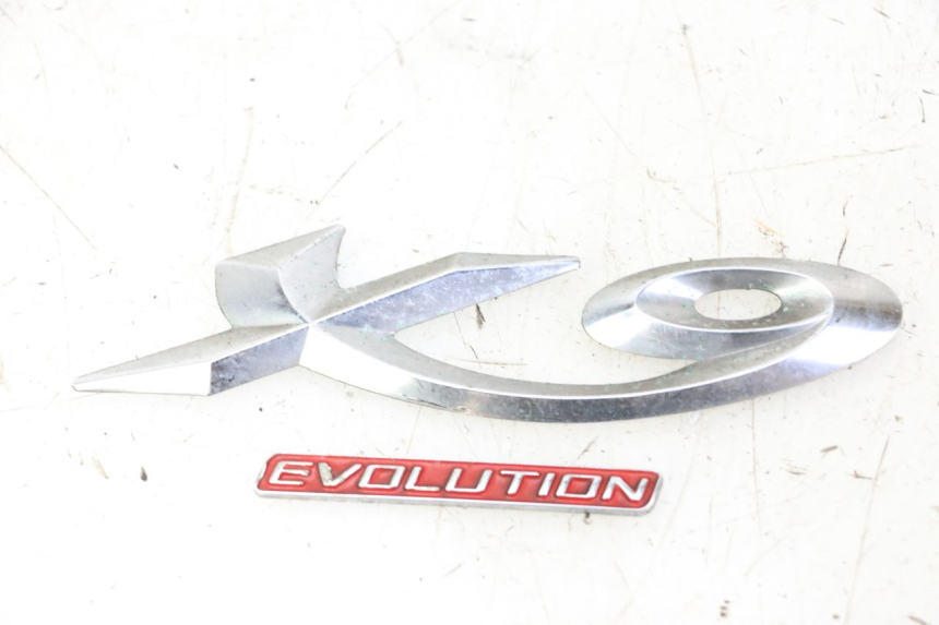 photo de LOGO MARQUE PIAGGIO X9 EVOLUTION 125 (2003 - 2007)