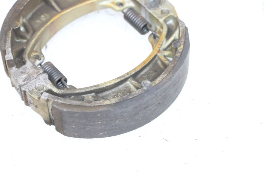 photo de MACHOIRE FREIN SYM ORBIT III 3 4T 50 (2018 - 2021) - Gros plan technique