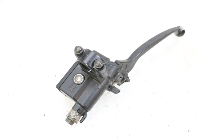 photo de MAITRE CYLINDRE AVANT MAG POWER BOMBERS 4T 50 (2016 - 2026) - Gros plan technique