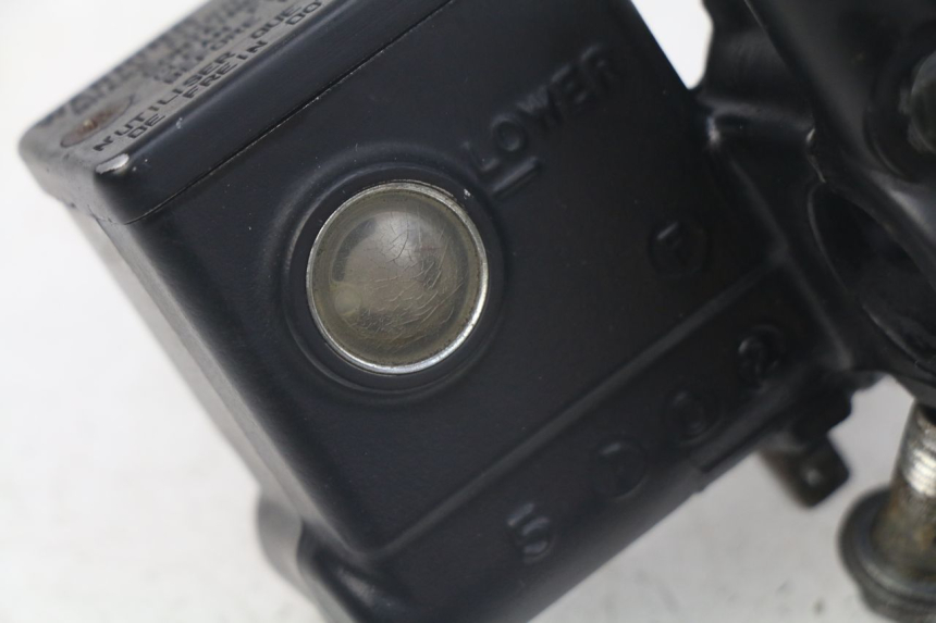 photo de MAITRE CYLINDRE AVANT SUZUKI BURGMAN 125 (2007 - 2014)