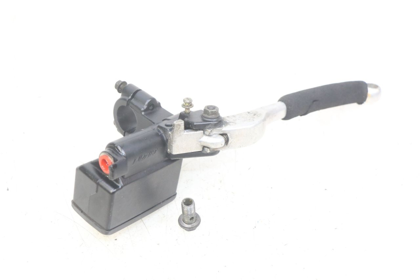 photo de MAITRE CYLINDRE AVANT SUZUKI BURGMAN 650 (2002 - 2004)
