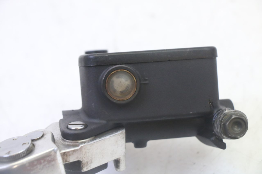 photo de MAITRE CYLINDRE AVANT KYMCO DINK STREET 125 (2009 - 2014)