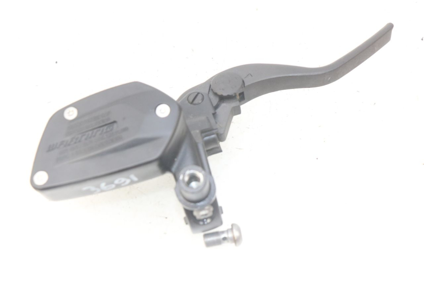 photo de MAITRE CYLINDRE AVANT BMW F GS K81 850 (2018 - 2023)